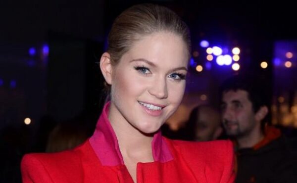 Co robiła w Londynie Zosia Ślotała? (video)