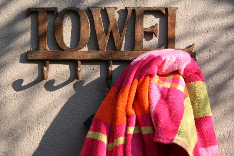 Ręcznik, biustonosz i pomysłowa dziewczyna. Zobaczcie, co z tego wyszło!