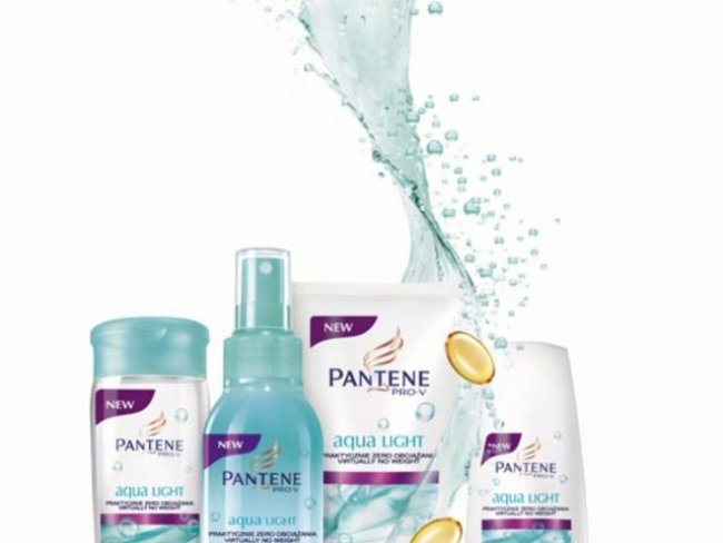 PANTENE LEKKA ODŻYWKA W PIANCE REWOLUCJONIZUJE  PIELĘGNACJĘ WŁOSÓW