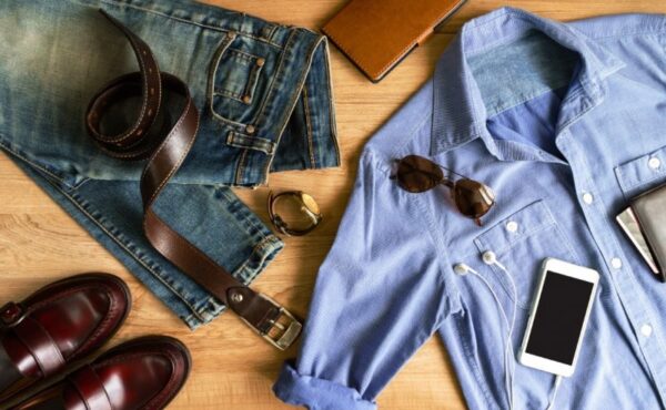 7 kluczowych elementów, których nie może zabraknąć w szafie każdego mężczyzny