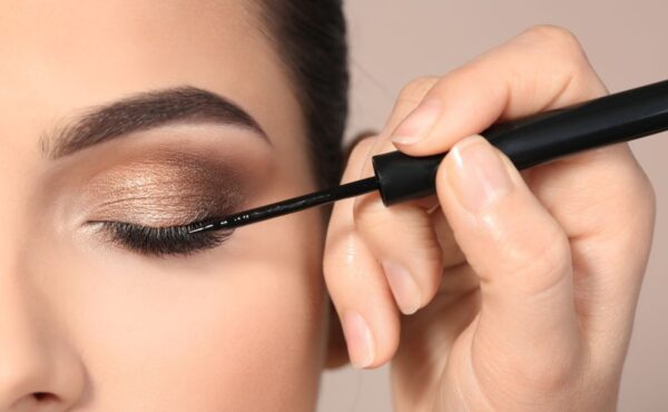 Jak malować oczy krok po kroku?