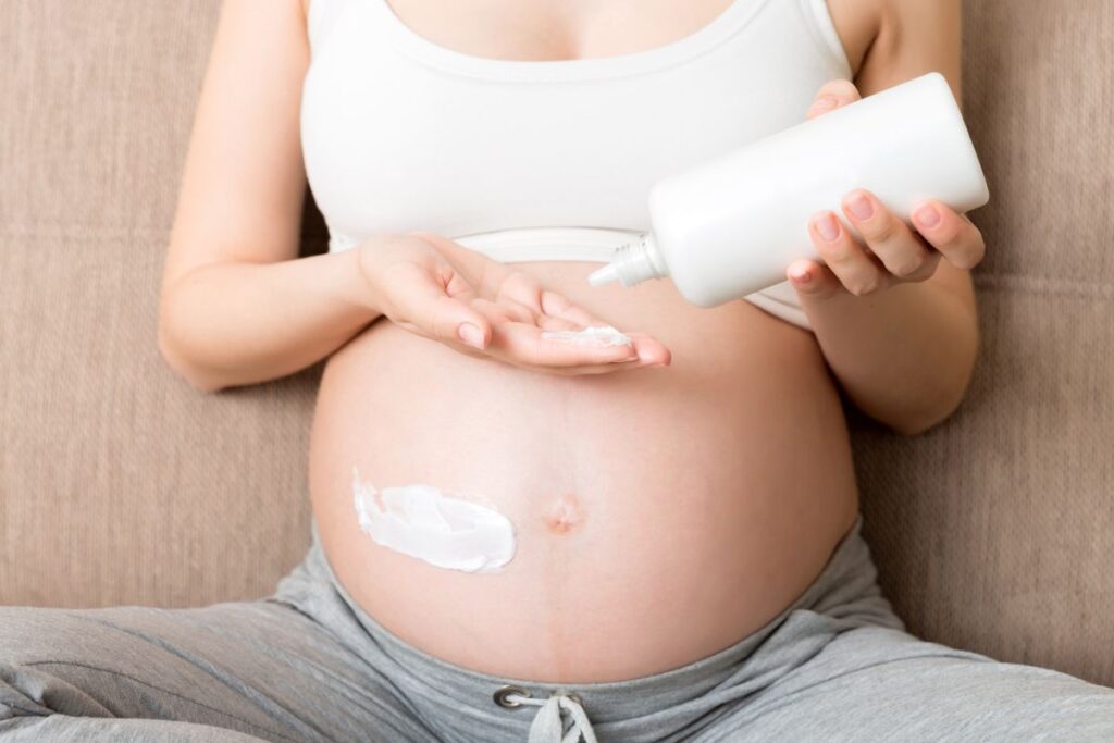 Jakie kosmetyki w ciąży są bezpieczne dla przyszłych mam?