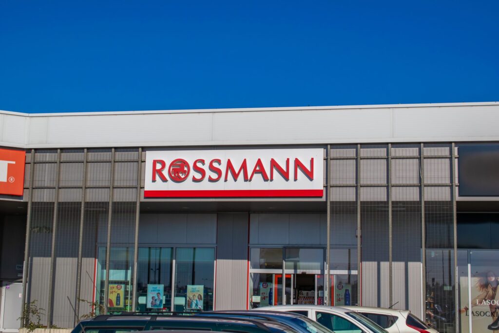 Ta tania mgiełka z Rossmanna to ulubieniec Doroty Szelągowskiej – za 19 zł Twój dom będzie pachniał jak luksusowy hotel!