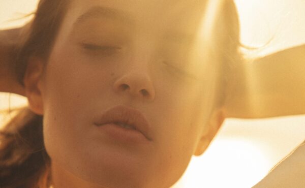 Ten wiosenny zapach to prawdziwy hit! Teraz kupisz go w mega promocji – aż 120 zł taniej! 🌸🔥