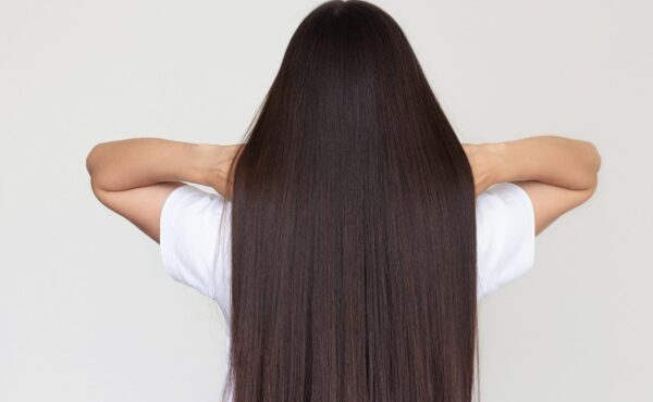 To najlepsze maski do włosów suchych. 5 produktów, które zamieniają „siano” w gładką i miękką taflę