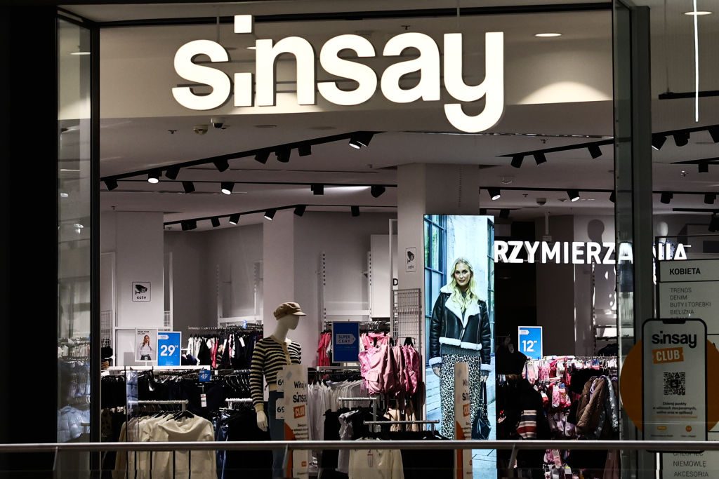 Nie uwierzysz, jak stylowo można wyglądać za grosze! Ta kurtka z Sinsay robi furorę – poznaj hit za niecałe 60 zł!