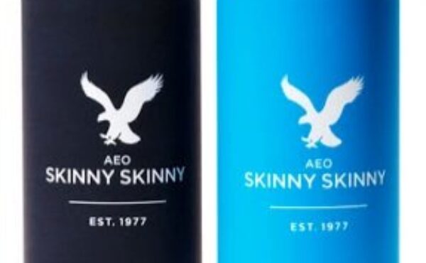 Jeansy w sprayu od American Eagle Outfitters