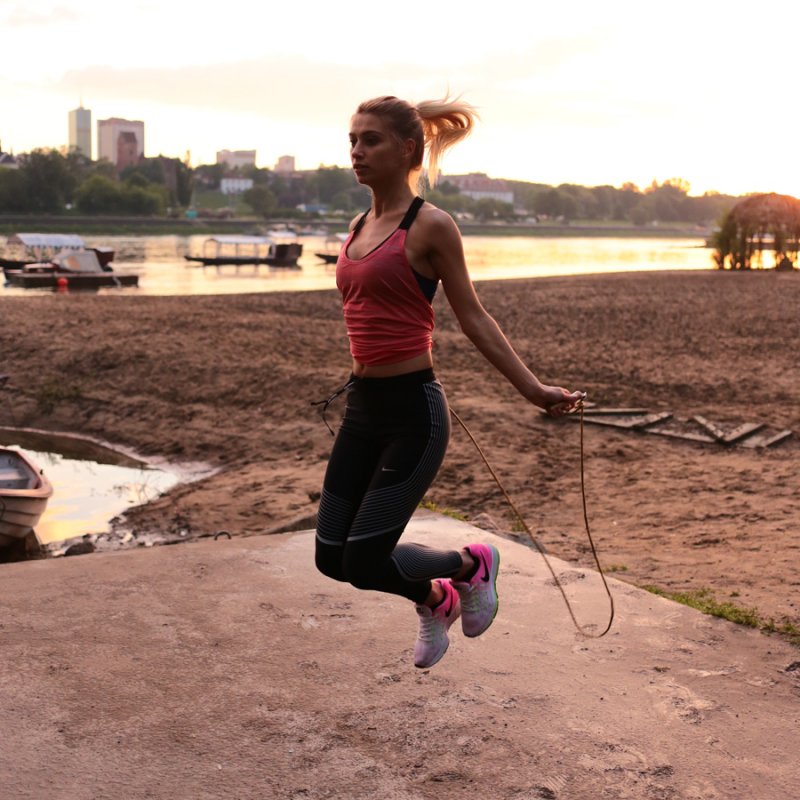 Siostry Bukowskie: Wykonaj 20 minut treningu i pozbądź się pięciu kilogramów!