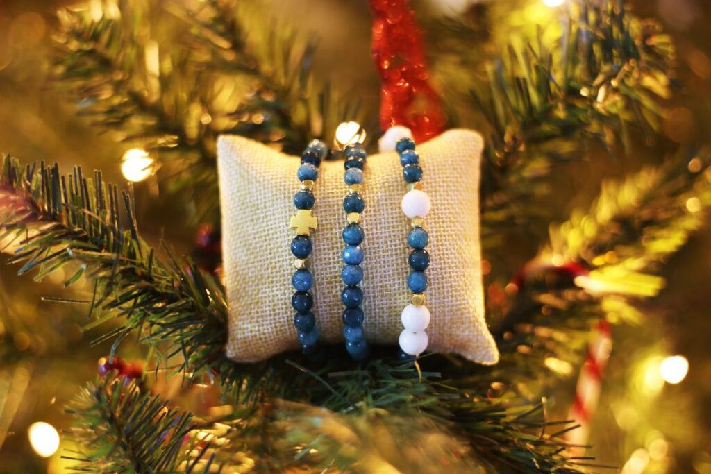 Jak wybrać idealne bransoletki na prezent?