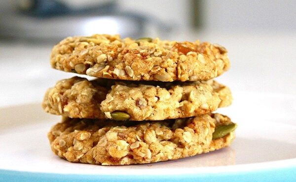 Zdrowe bakaliowe ciasteczka owsiane. Skorzystaj z przepisu!