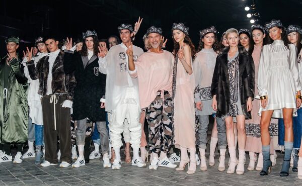 Świat mody zwariował… na punkcie skarpet! Robert Kupisz projektuje dla Gatty