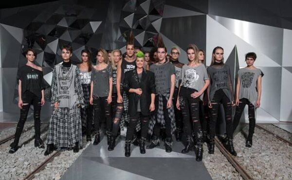 Punkowe fryzury stylistów Kemon w pokazie Lidii Kality