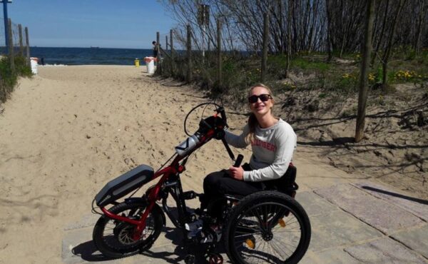 Fajterka, która nie chce zawieźć innych. Poznaj jej historię