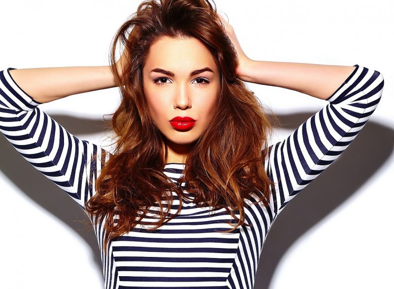 Obwisłe ramiona, czyli jak pozbyć się tzw. „motylków”?