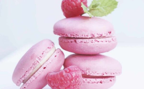 Róż i już! Pomysły na desery w różowym kolorze