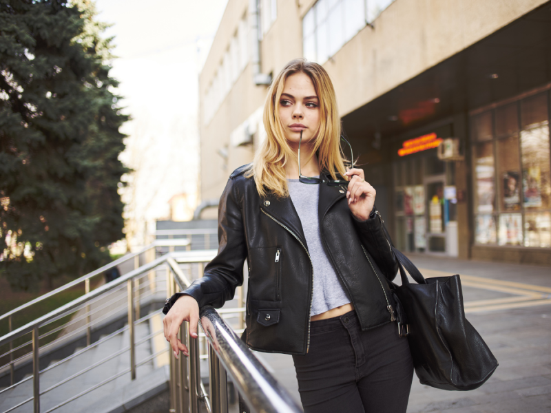 Wiosenne trendy 2024: Odkryj najmodniejsze stylizacje na ten sezon