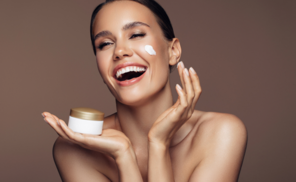 PIELĘGNACJA ANTI-AGING NA WAGĘ ZŁOTA Z NOWĄ LINIĄ PERFECTA – 24K GOLD & ROSE OIL