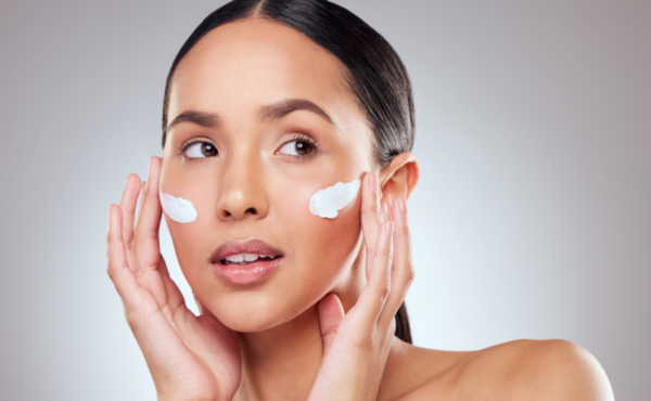 Krem łagodzący podrażnienia – obowiązkowo w Twojej kosmetyczce!