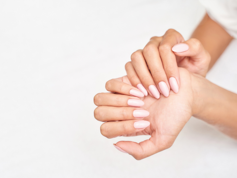 Owal – wybierz najmodniejszy kształt paznokci!