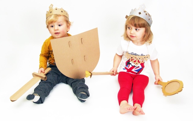 Tekturowe przebieranki z sklepu Sklep.OdRzeczy.com.pl