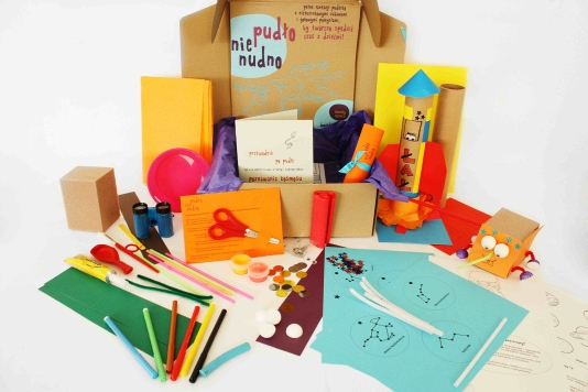 Pudlo nie Nudno, Kosmos