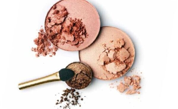 Róż czy bronzer? Jak je nakładać?