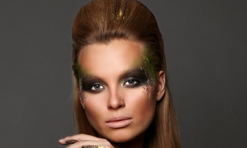 fot. Shutterstock (Face&Look - makijaż dla odważnych)