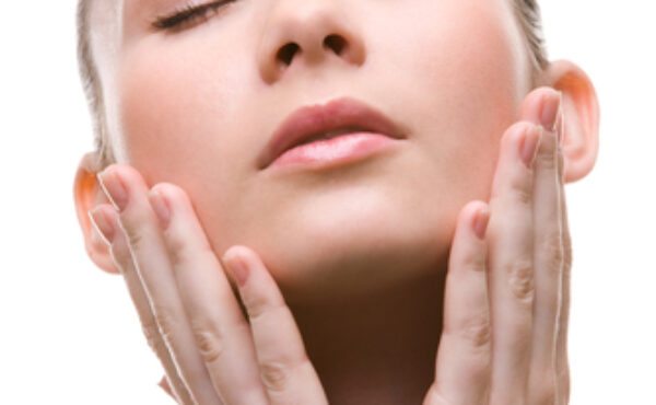Odmładzający masaż twarzy