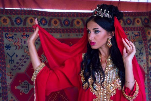 EGZOTYCZNA PANNA MŁODA (czyli suknie ślubne z różnych zakątków Ziemi)