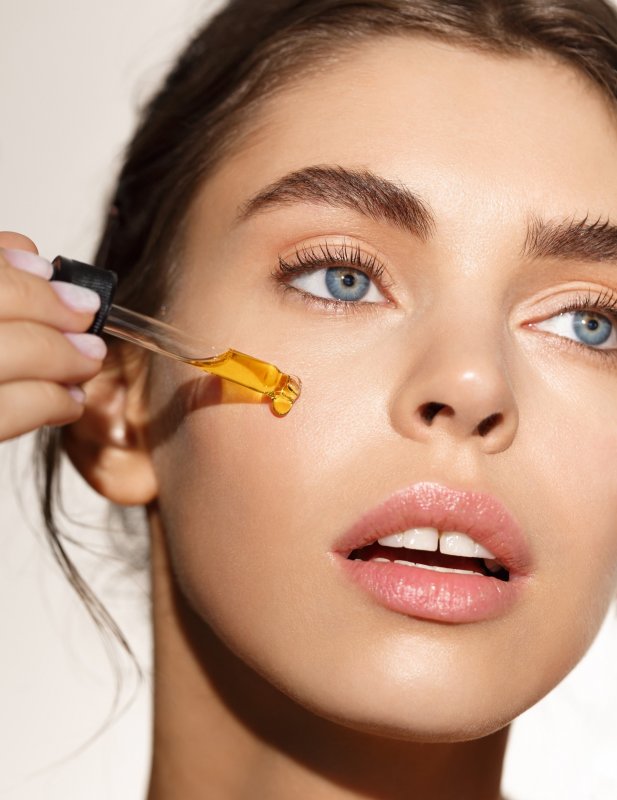 Jak skutecznie nawilżać bardzo suchą skórę?